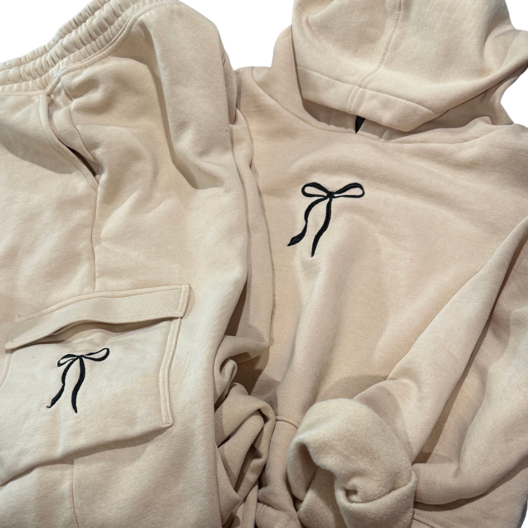 Embroidered coquette Cargo sweatpants